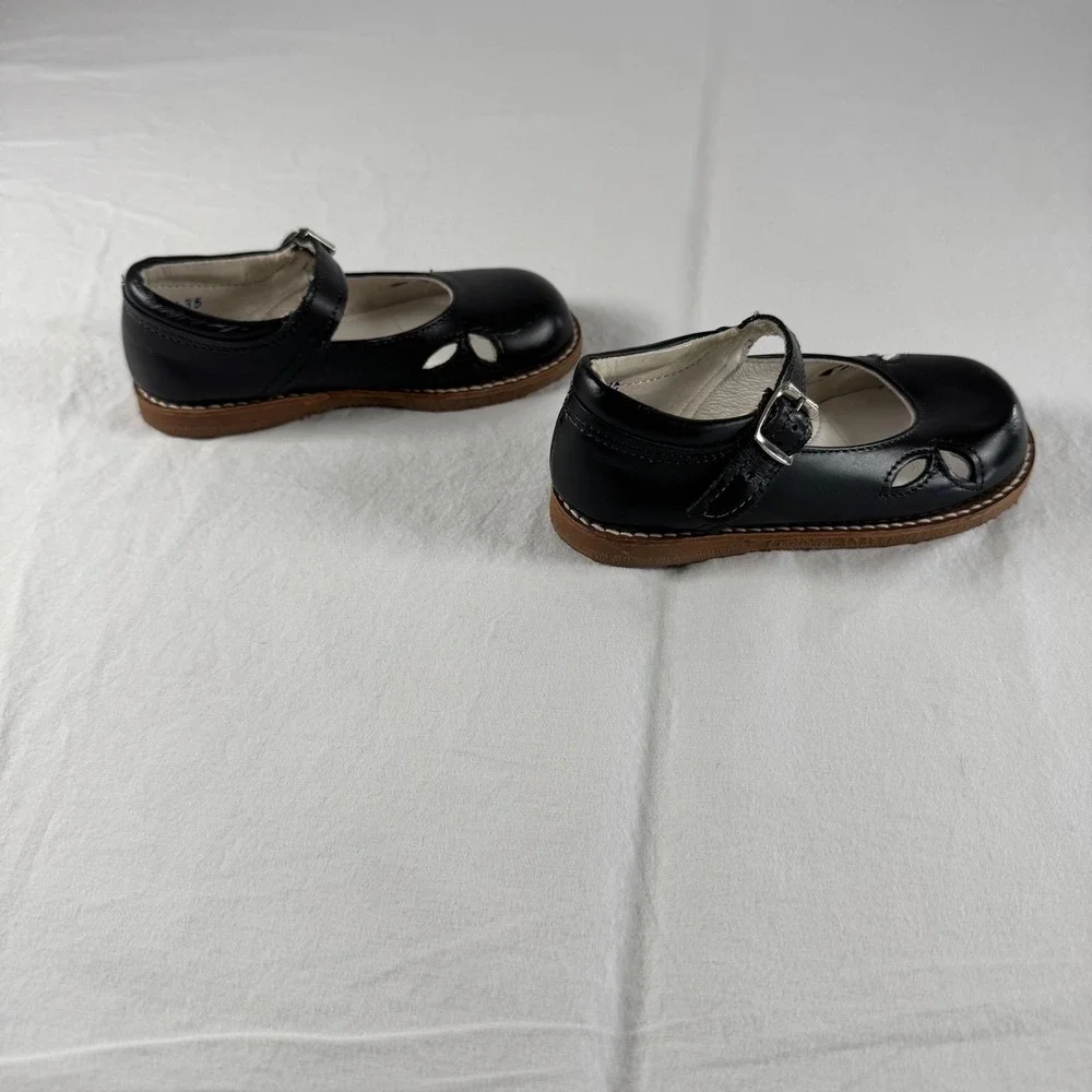 Amilio Girl's Size 7.5D‎ Black Leather Cutout Buckle Strap Mary Jane Shoes